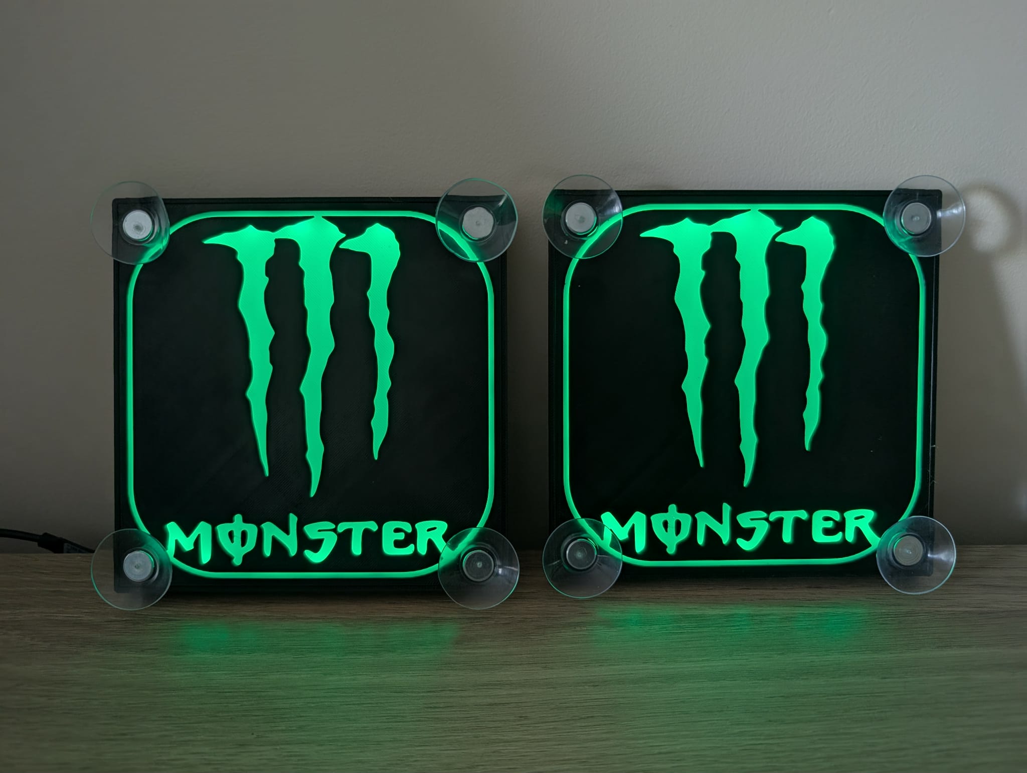 Lampe  LED MONSTER pour pare brise poids lourds
