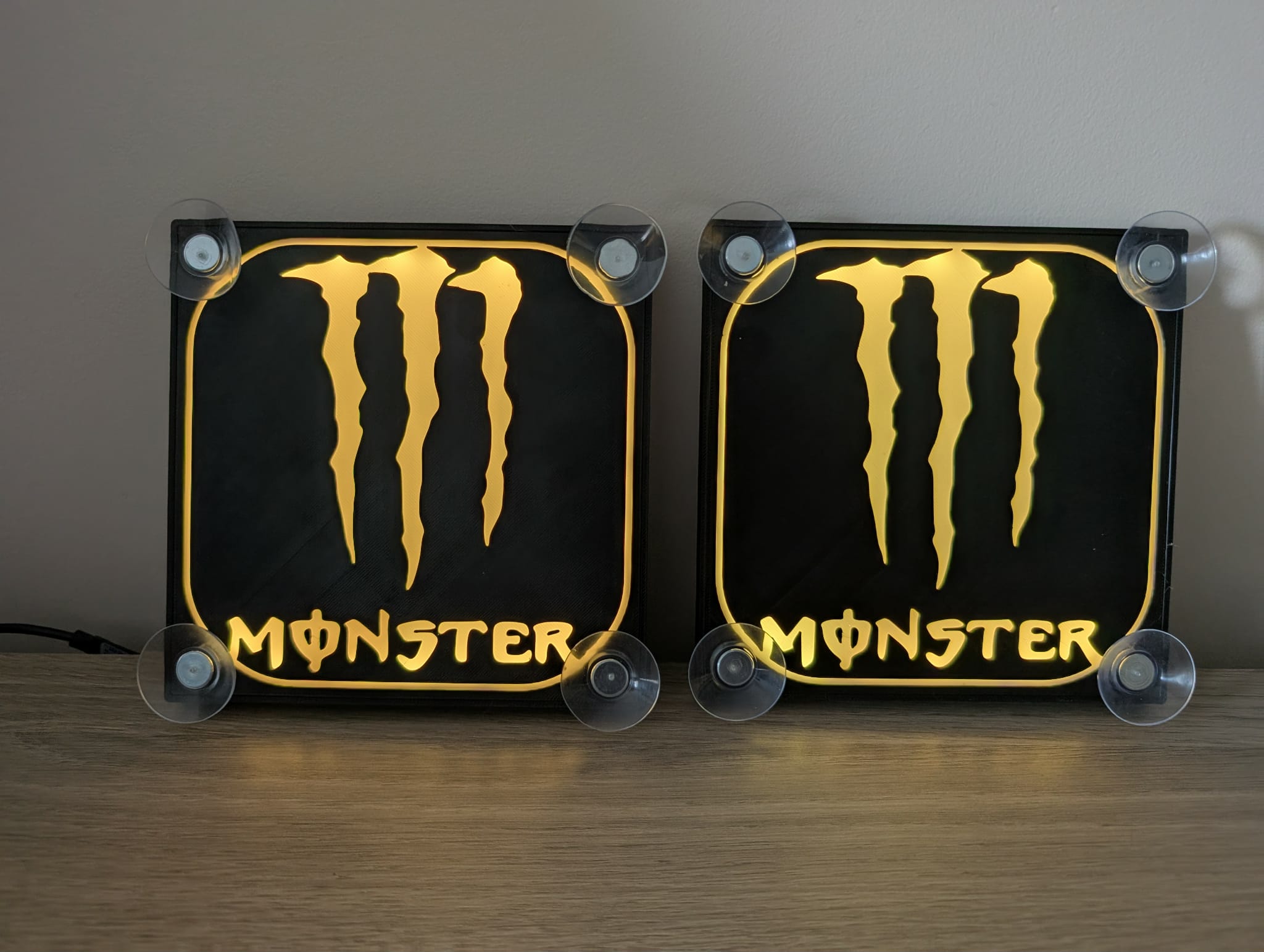 Lampe  LED MONSTER pour pare brise poids lourds