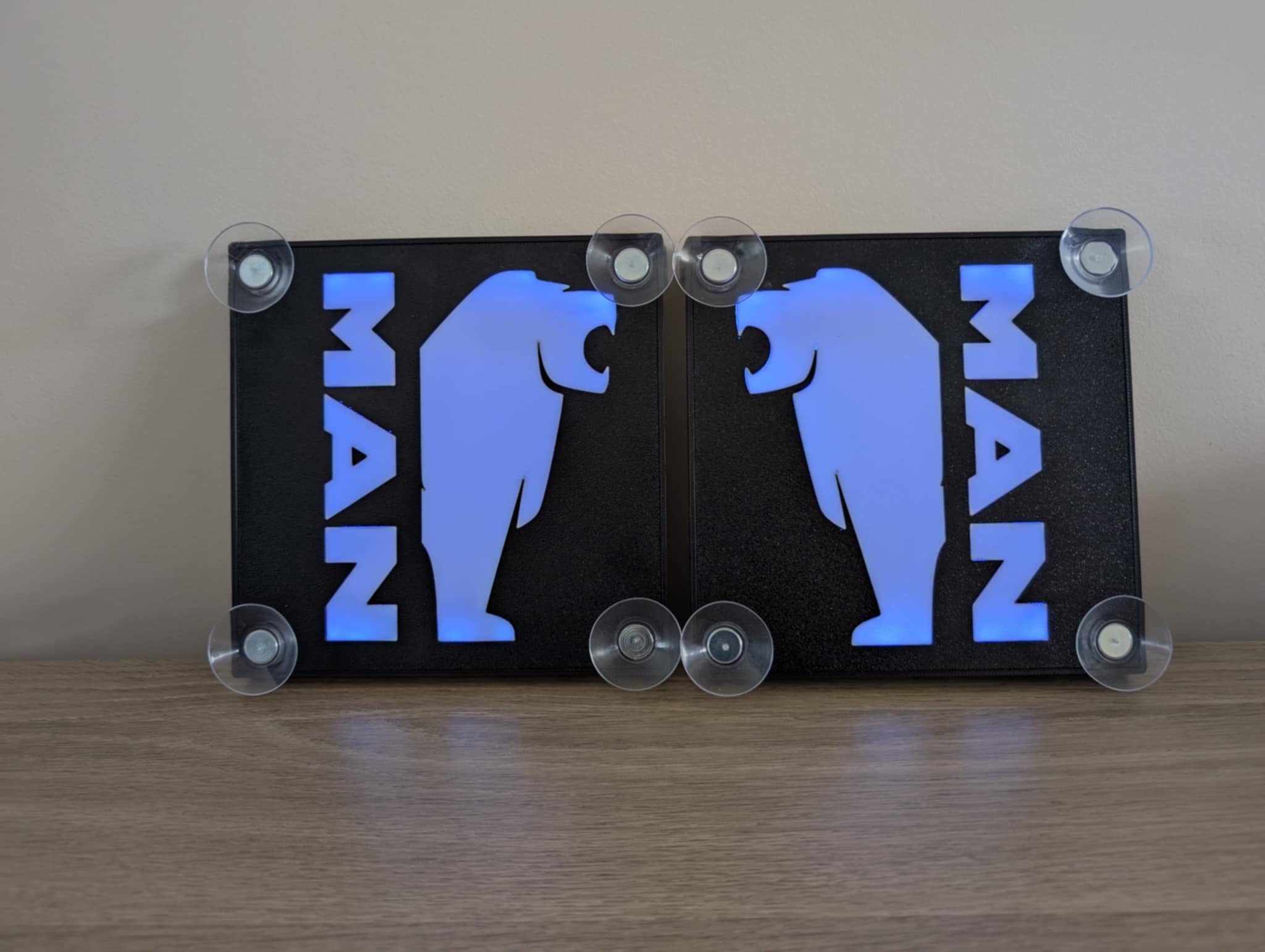 Lampe  LED MAN pour pare brise poids lourds