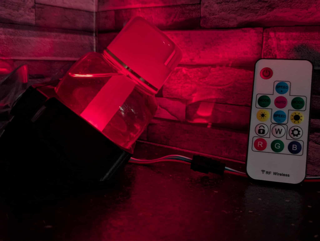 Support Poppy avec drapeau vendéen – Fixation ventouses & LED USB