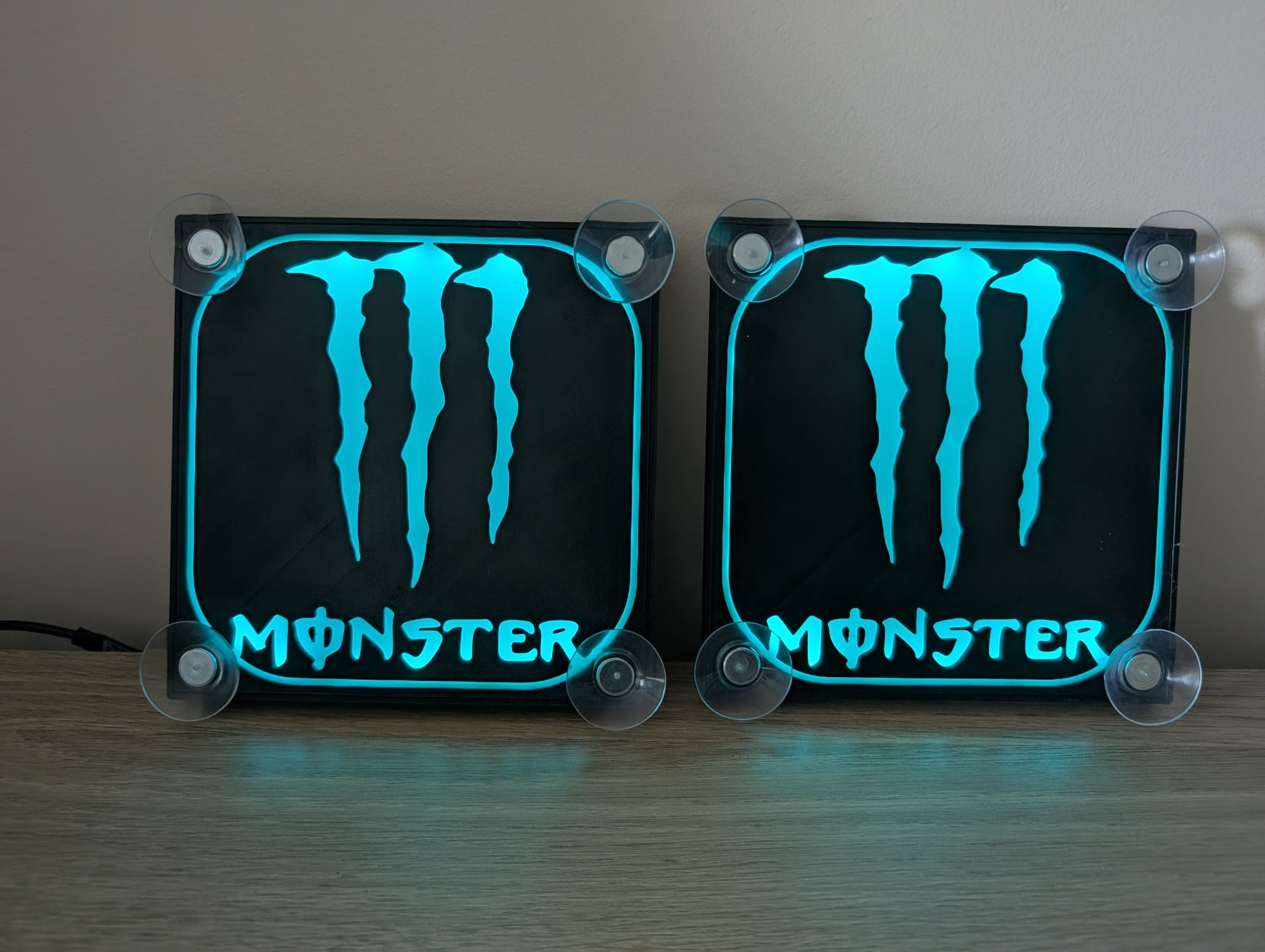 Lampe  LED MONSTER pour pare brise poids lourds