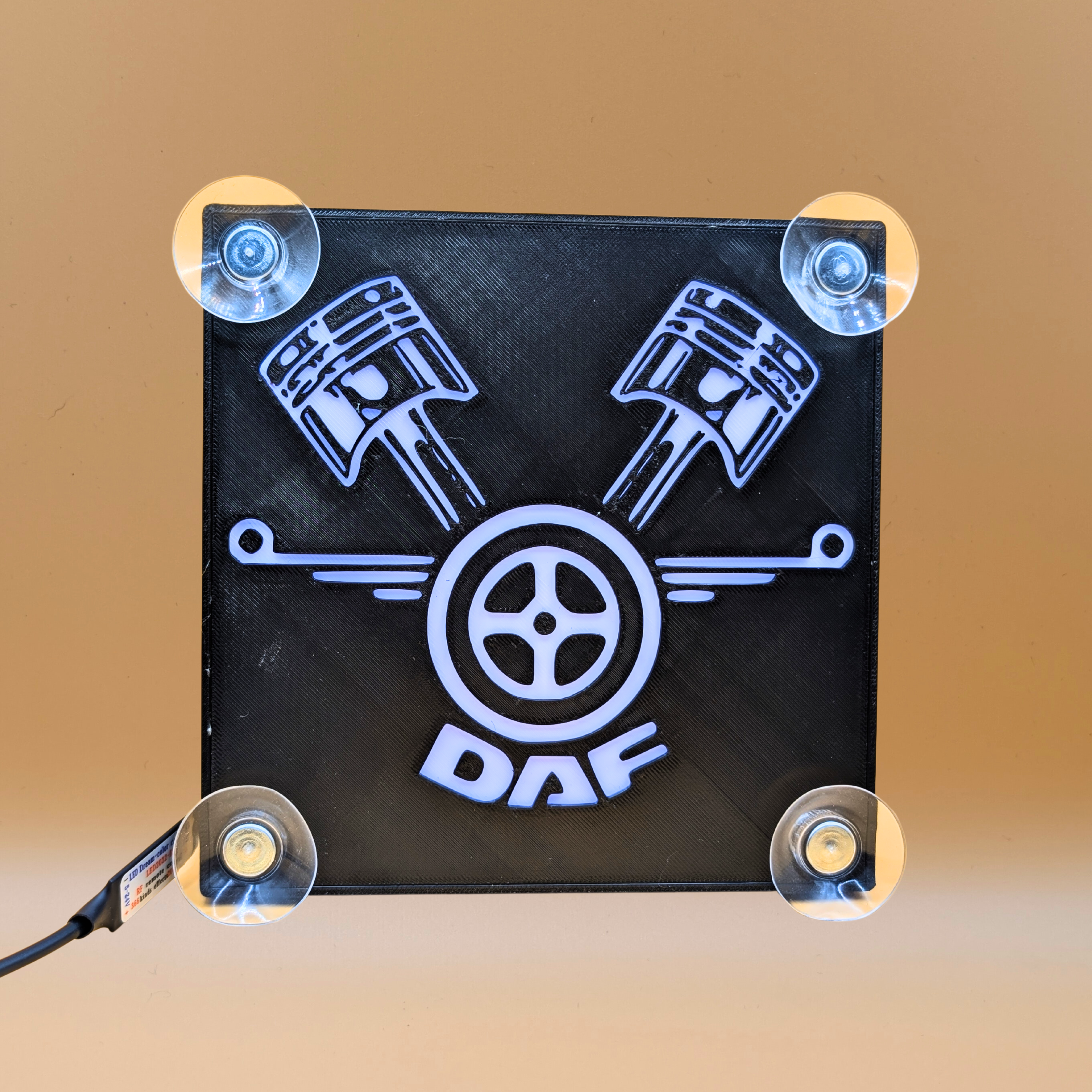 Lampe LED Pare-Brise DAF 15x15 cm - USB Télécommande