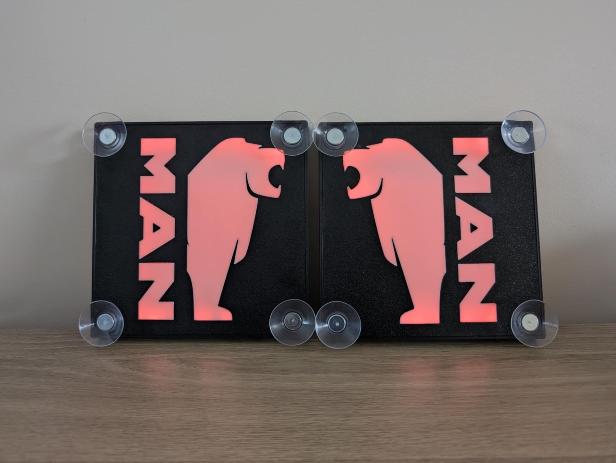 Lampe  LED MAN pour pare brise poids lourds