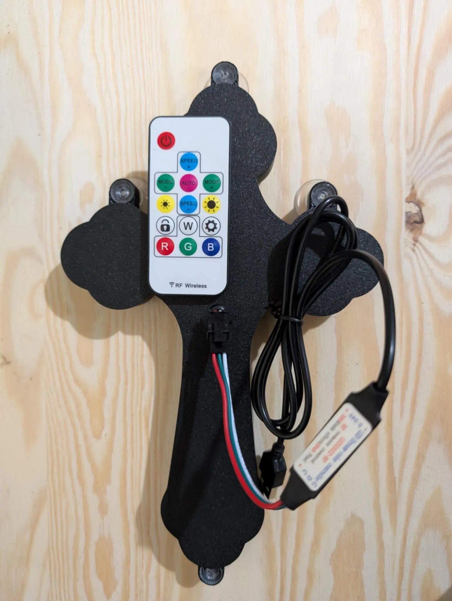 lampe pare brise croix gothique pour camion