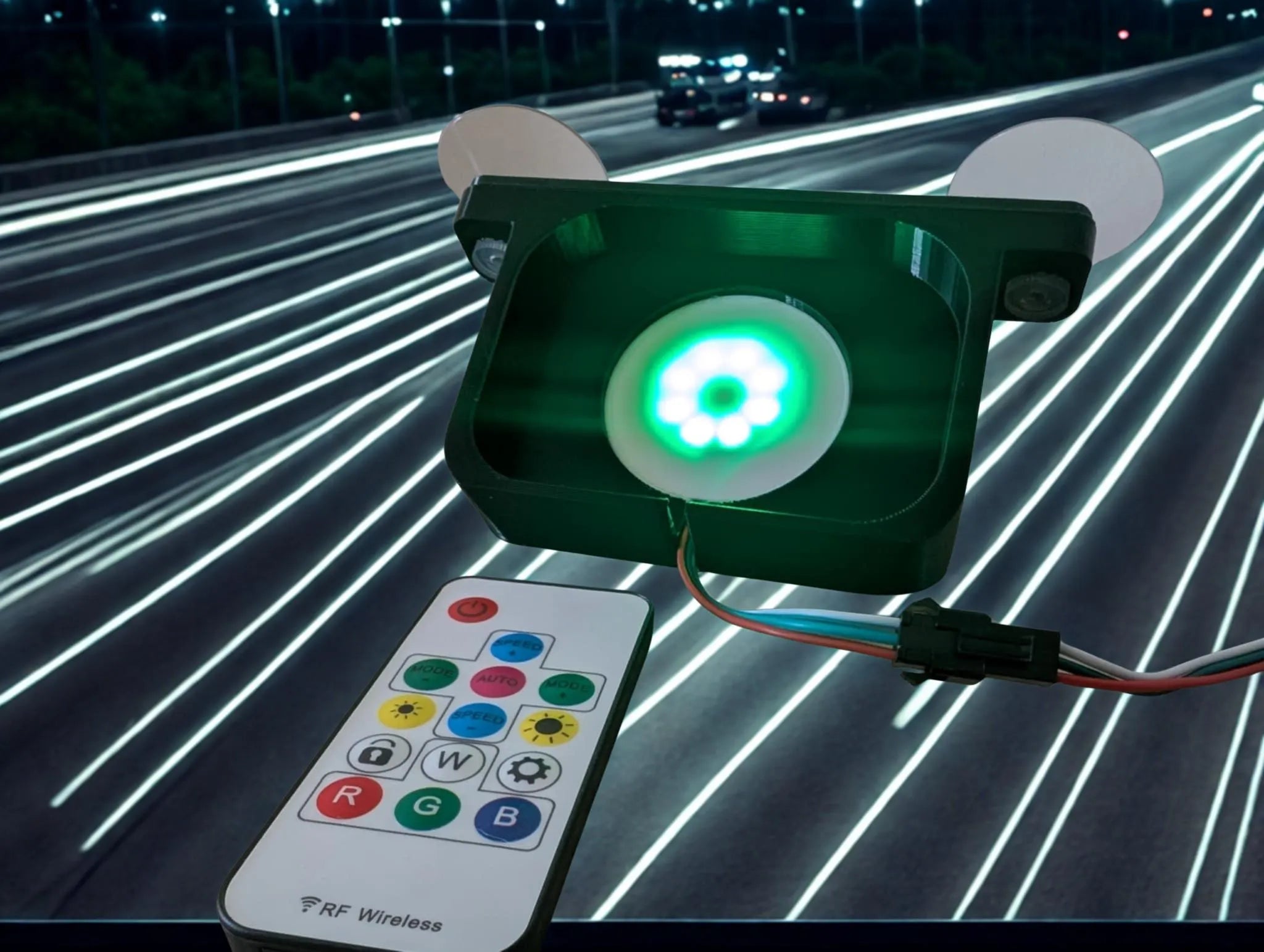 Support Poppy avec panneau décoratif Femme – Fixation ventouses & LED USB